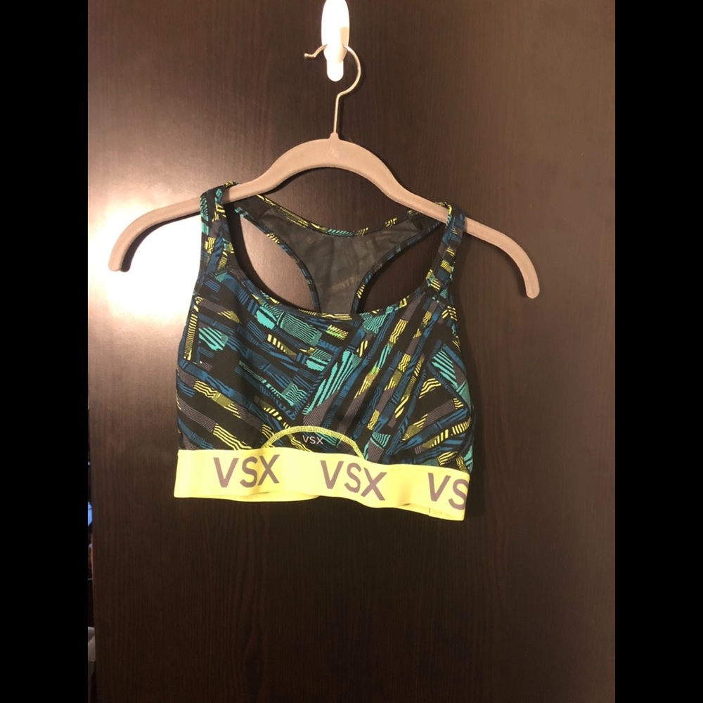 VSX sports bra size large